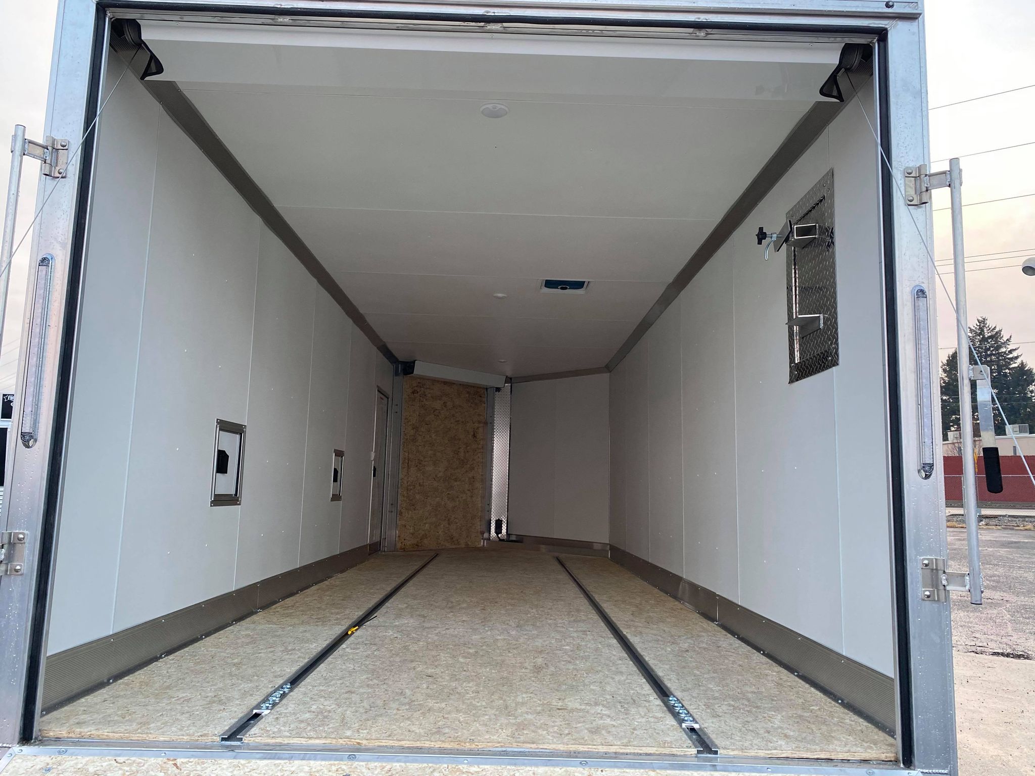 2021 Mission 101" x 22' Aluminum Snowmobile Trailer - Image 5