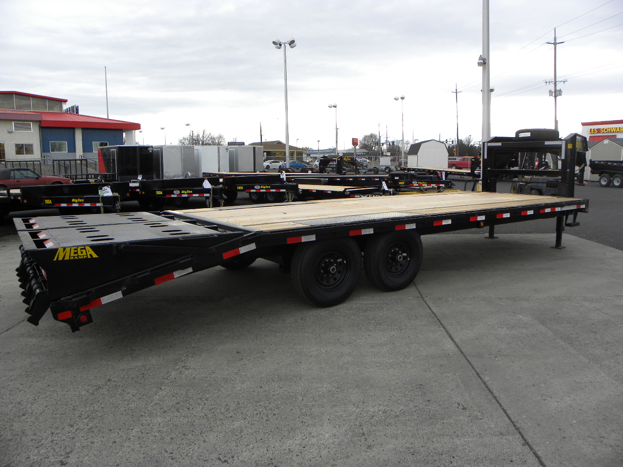 2023 Big Tex 102"x 20' +5' Gooseneck Trailer **GVWR 15.9K** - Image 3