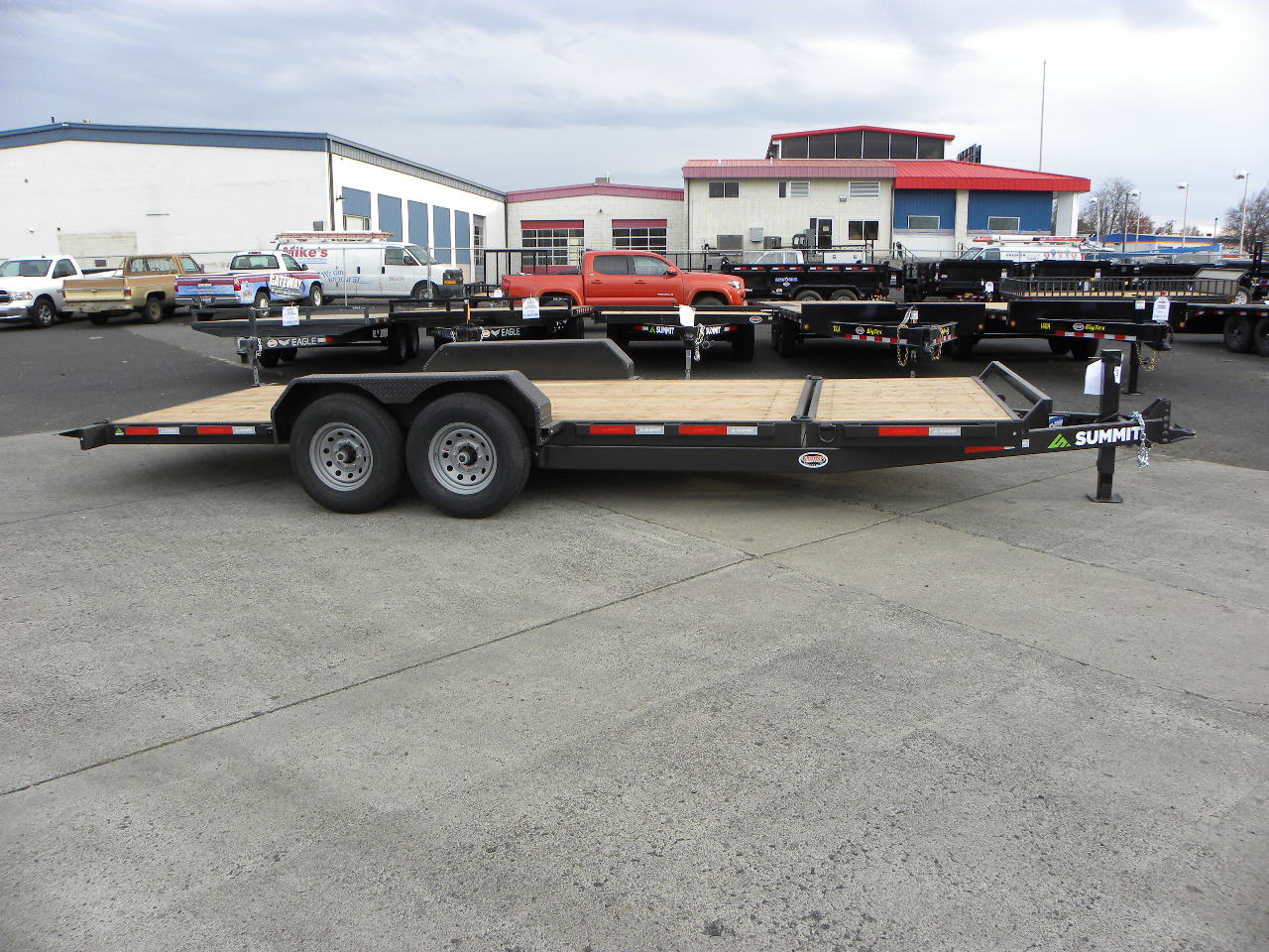 2023 Summit 7' x 20' Denali Pro Split Tilt 16'+4' 14K - Image 5