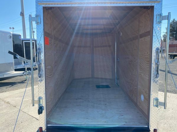 2022 Cargo Mate 5'x10' E-Series Enclosed Trailer - Image 4