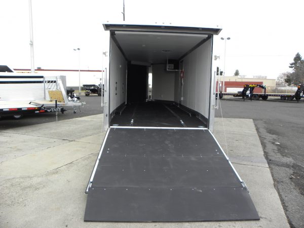 2021 Alcom 8.5 x 22 Enclosed Trailer ** Heater** - Image 4