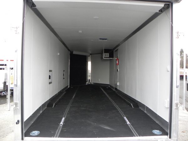 2021 Alcom 8.5 x 22 Enclosed Trailer ** Heater** - Image 3