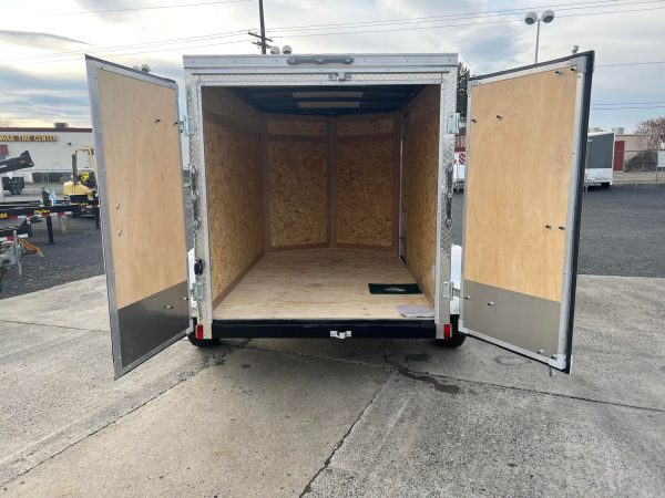 2024 Cargo Mate 5'x8' E-Series Enclosed Trailer *Barn Doors* - Image 5