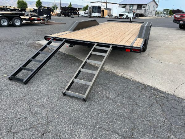 2023 7’x18′ Eagle Rock Crawler Trailer *Drive Over Fenders* - Image 3