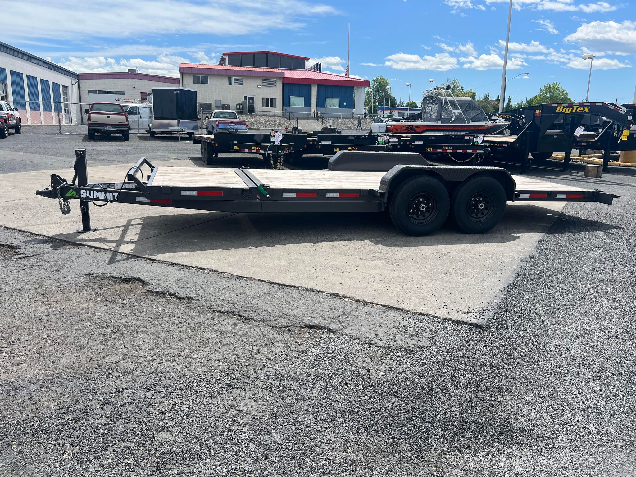 2026 Summit 7 x 20 Cascade Split Tilt Trailer **16/4** GVWR 14k** - Image 2