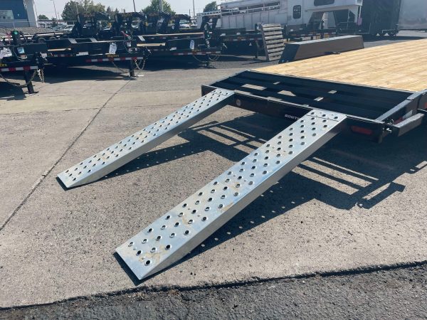 2025 Southland 81" x 18' Equipment Trailer **slide in ramps** - Image 4