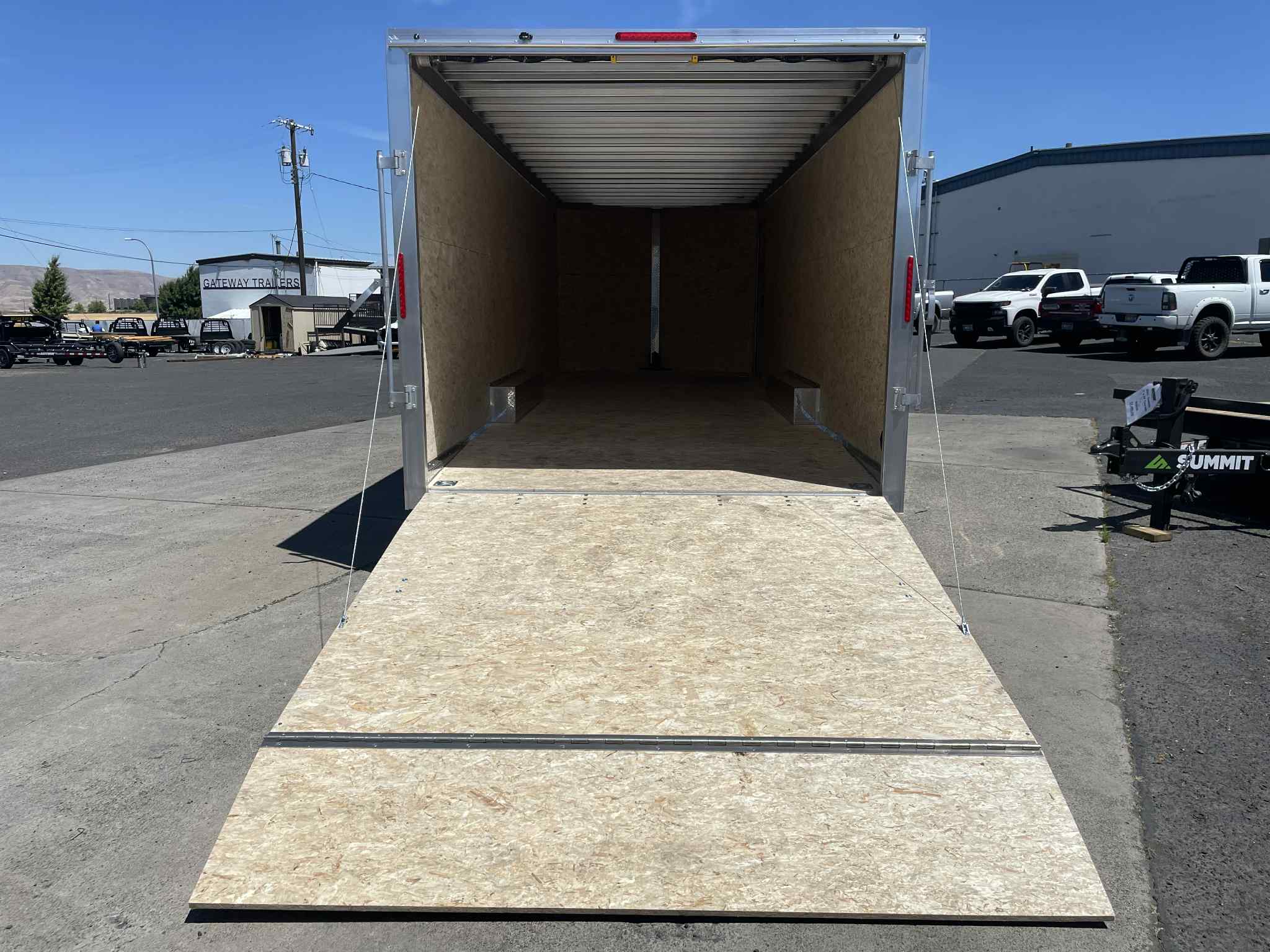 2026 Alcom 8.5 x 24 EZ Hauler Enclosed Trailer **GVWR 9.9k** - Image 5