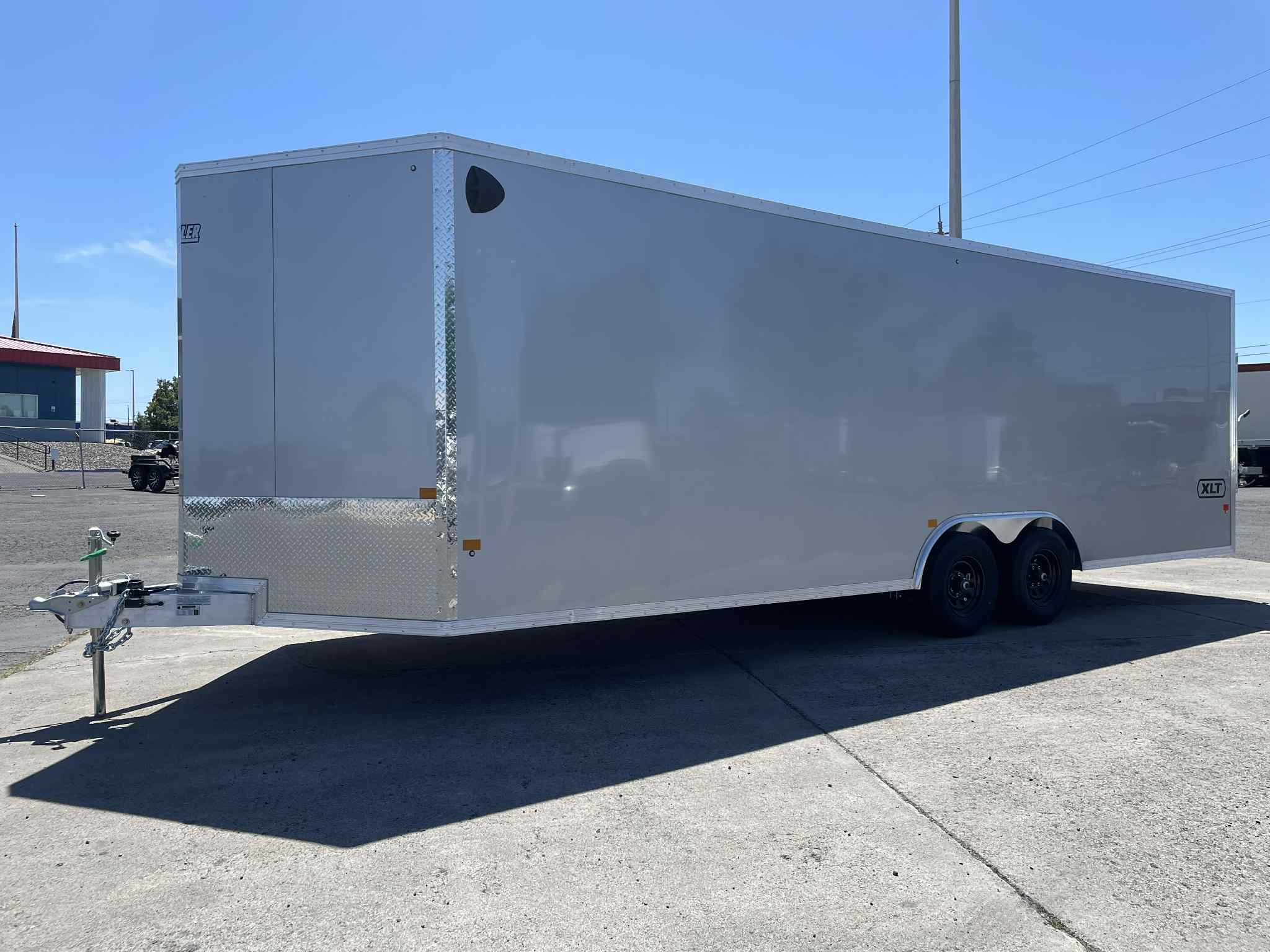 2026 Alcom 8.5 x 24 EZ Hauler Enclosed Trailer **GVWR 9.9k** - Image 2