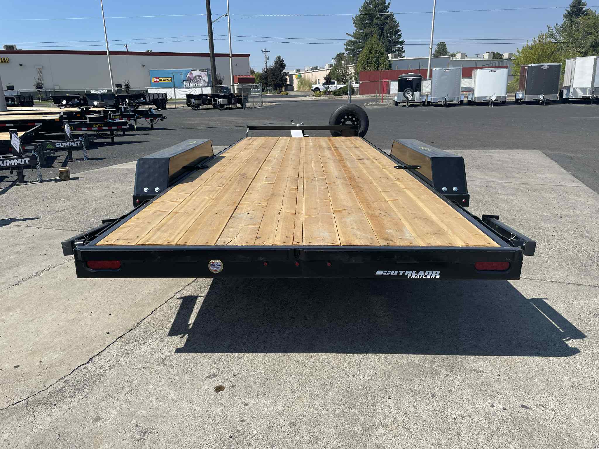 2026 Southland 81 x 20 Flatdeck Trailer **Slide in Ramps** - Image 5