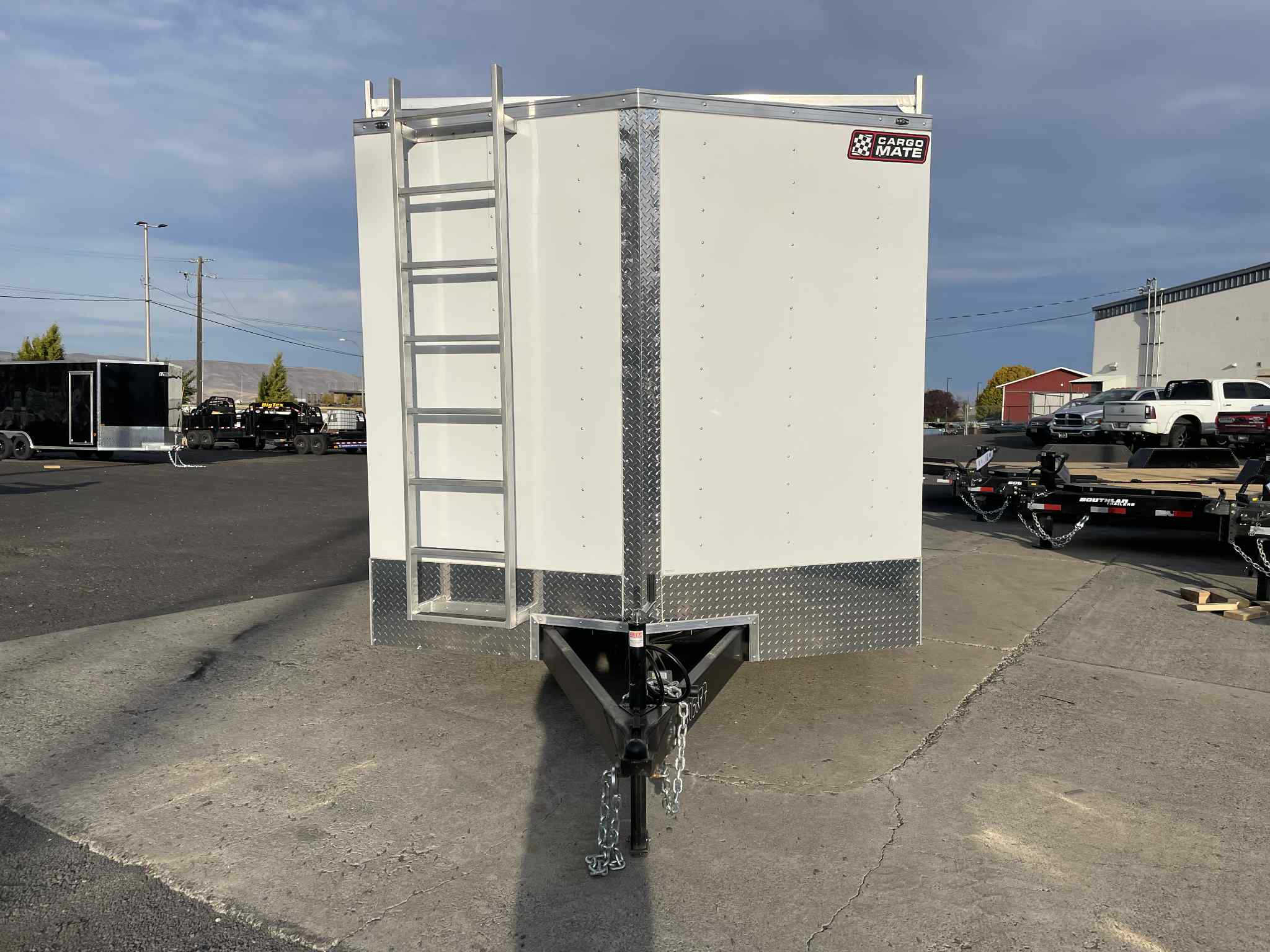 2026 Cargo Mate 8.5 x 16 Contractor Enclosed Trailer **Ramp Door** - Image 3