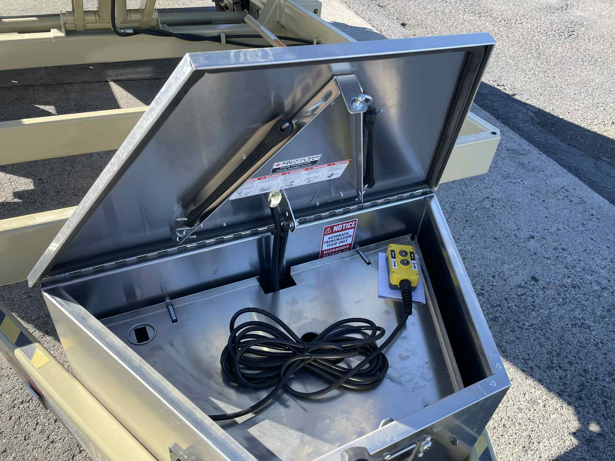 2026 Southland 7' x 14' 14k Dump Trailer **Slide in Ramps** - Image 6