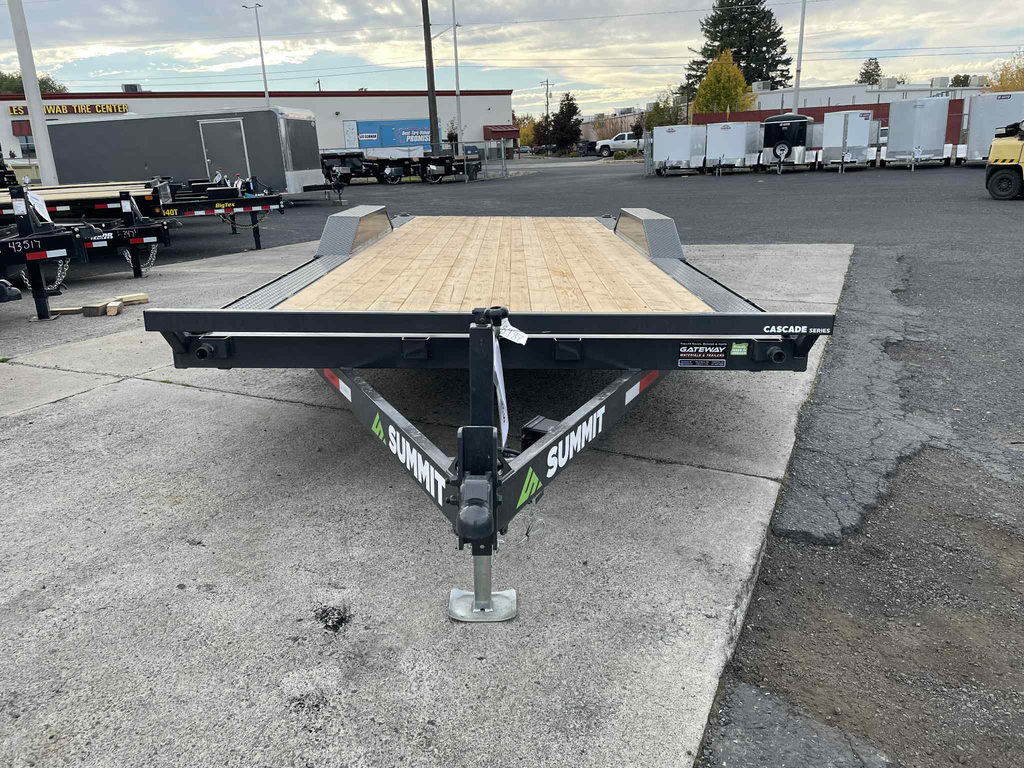 2026 Summit 7 x 20 Cascade Flatbed Trailer **GVWR 10k** - Image 3