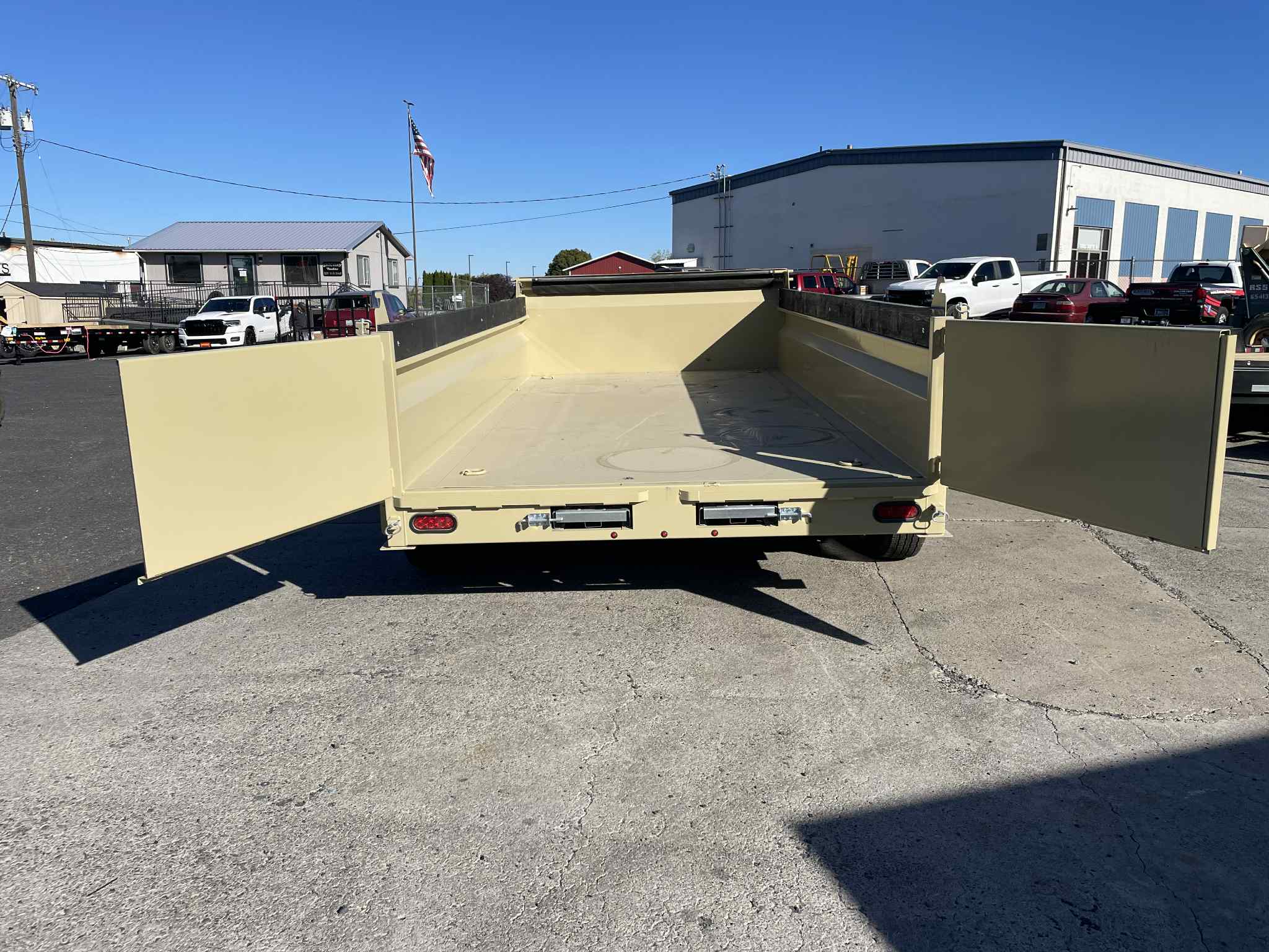 2026 Southland 7' x 14' 14k Dump Trailer **Slide in Ramps** - Image 5