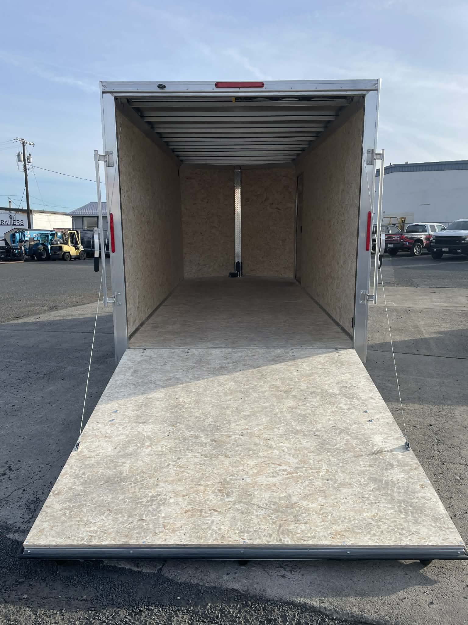 2026 Alcom Cargo 7 X 16 EZ Hauler gvwr 7k - Image 4