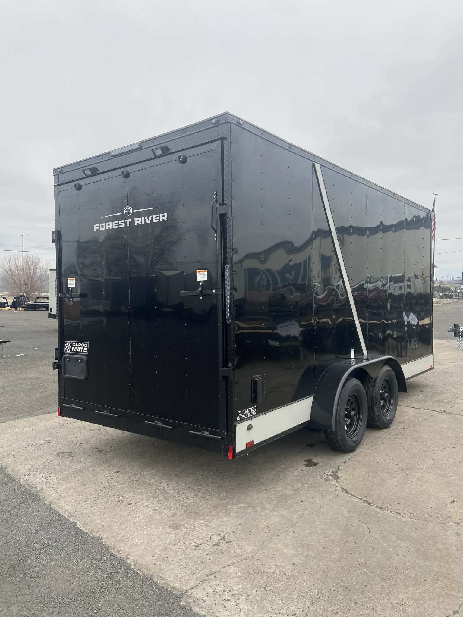 2026 Cargo Mate 7 X 16 E-Series Enclosed Trailers ***UTV Package*** - Image 4