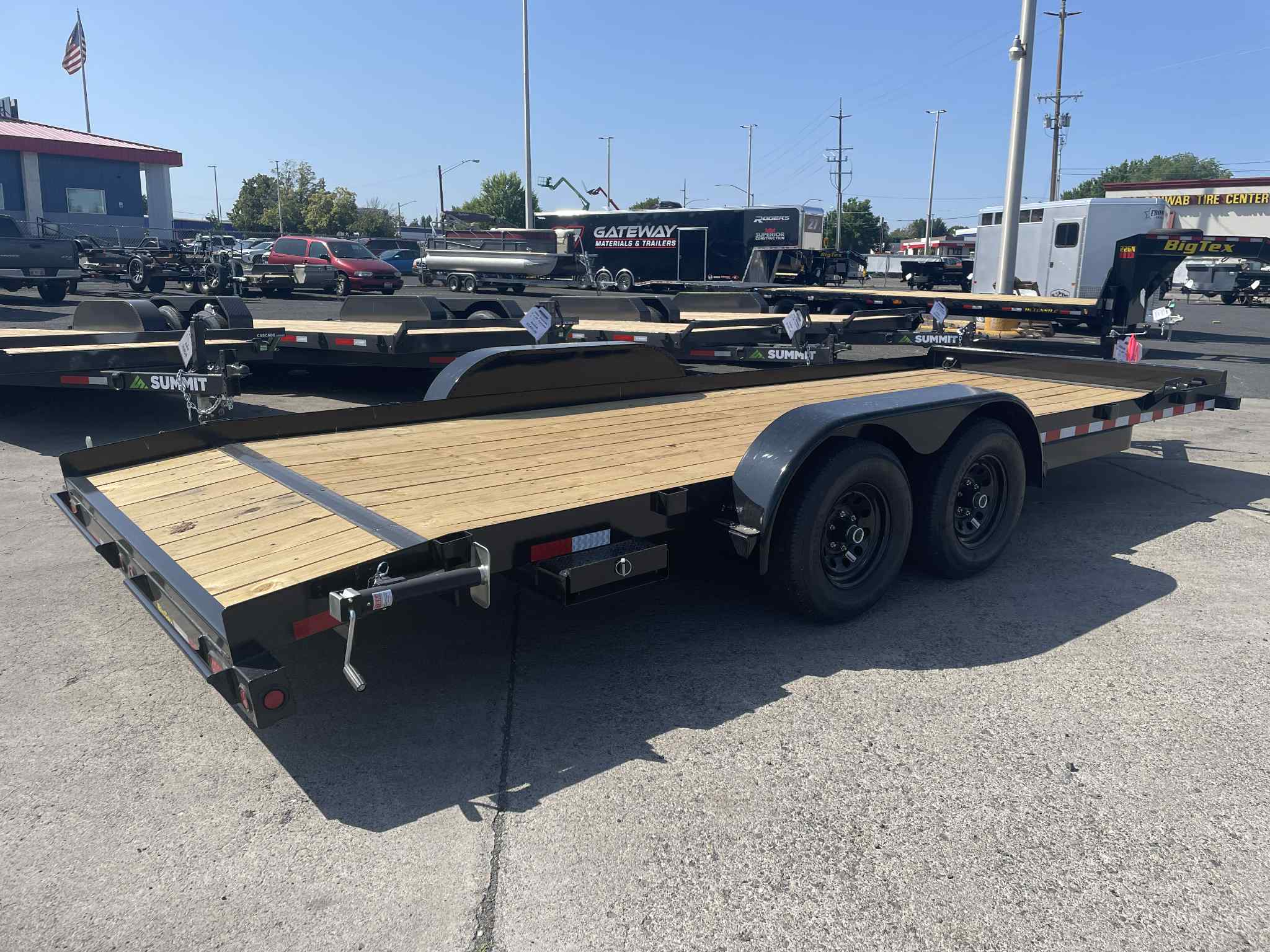 2026 Big Tex 83 X 20 10CH Car Hauler - Image 4