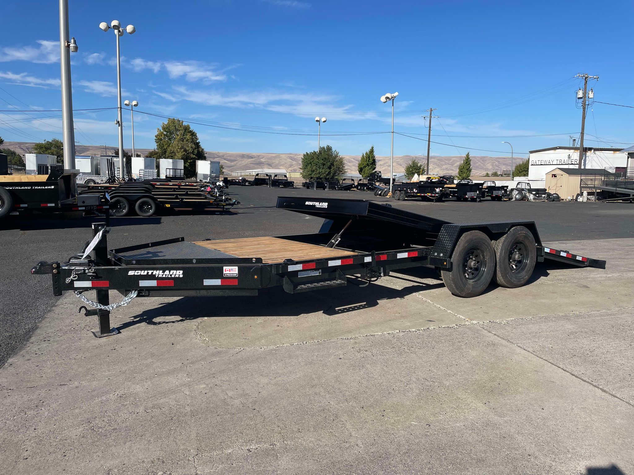 2026 Southland 82 X 20 Split Tilt Trailer **GVWR 17.4K**
