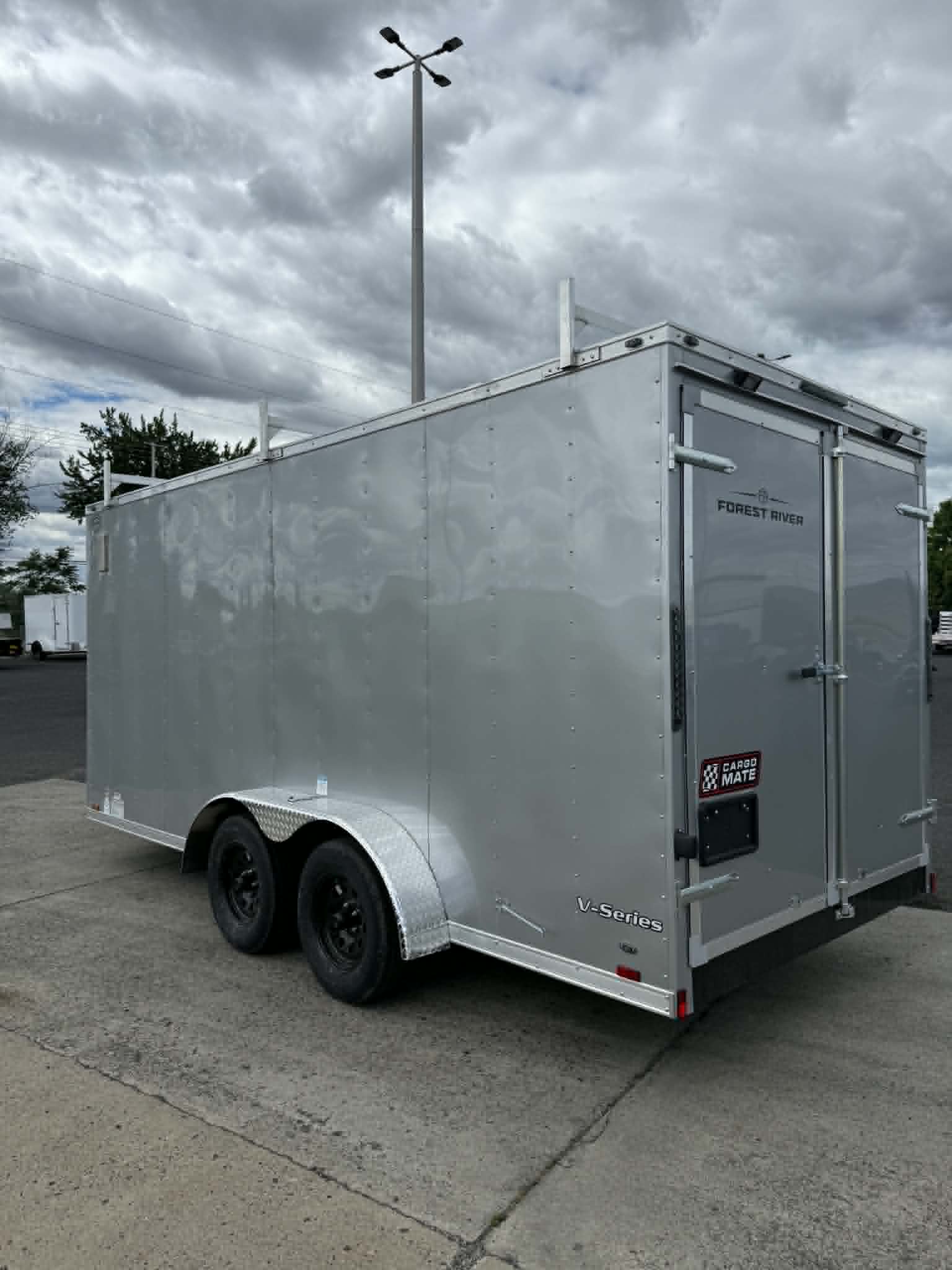 2026 Cargo Mate 7 X 16 E-Series Enclosed Cargo Trailer **CONTRACTOR PACKAGE** - Image 3