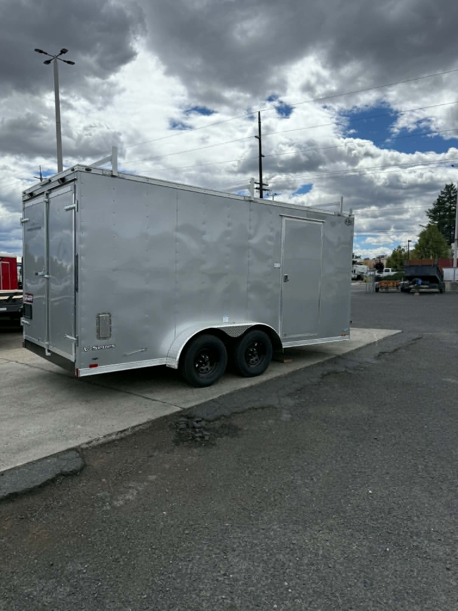 2026 Cargo Mate 7 X 16 E-Series Enclosed Cargo Trailer **CONTRACTOR PACKAGE** - Image 4