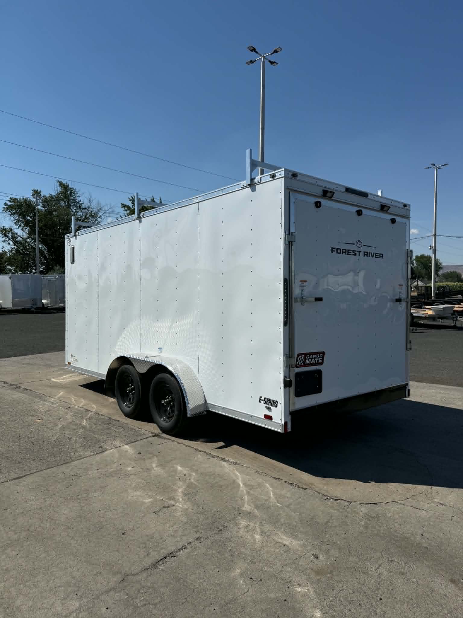2026 Cargo Mate 7 X 16 E-Series Enclosed Cargo Trailer **Contractor Package** - Image 4