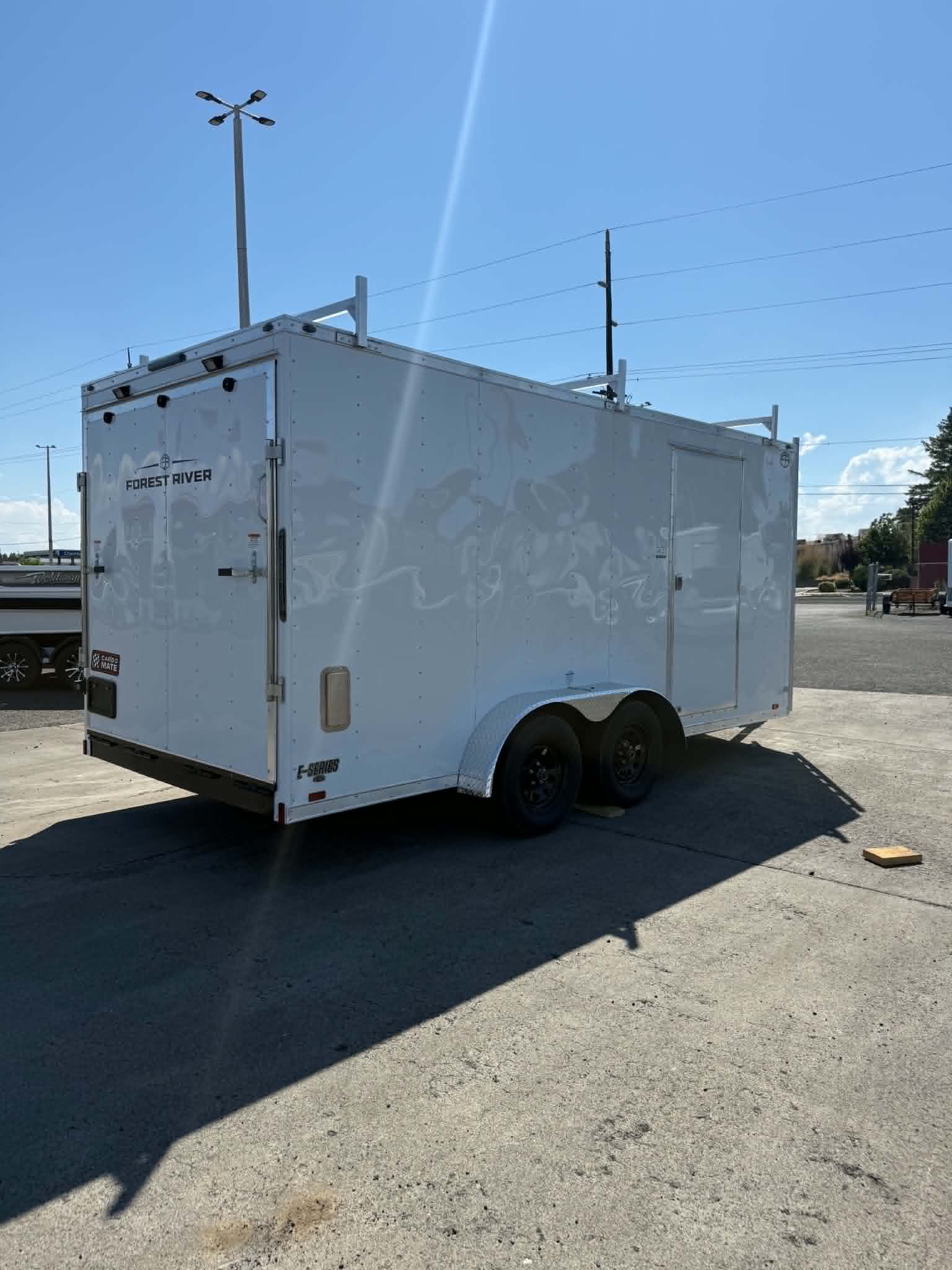 2026 Cargo Mate 7 X 16 E-Series Enclosed Cargo Trailer **Contractor Package** - Image 3