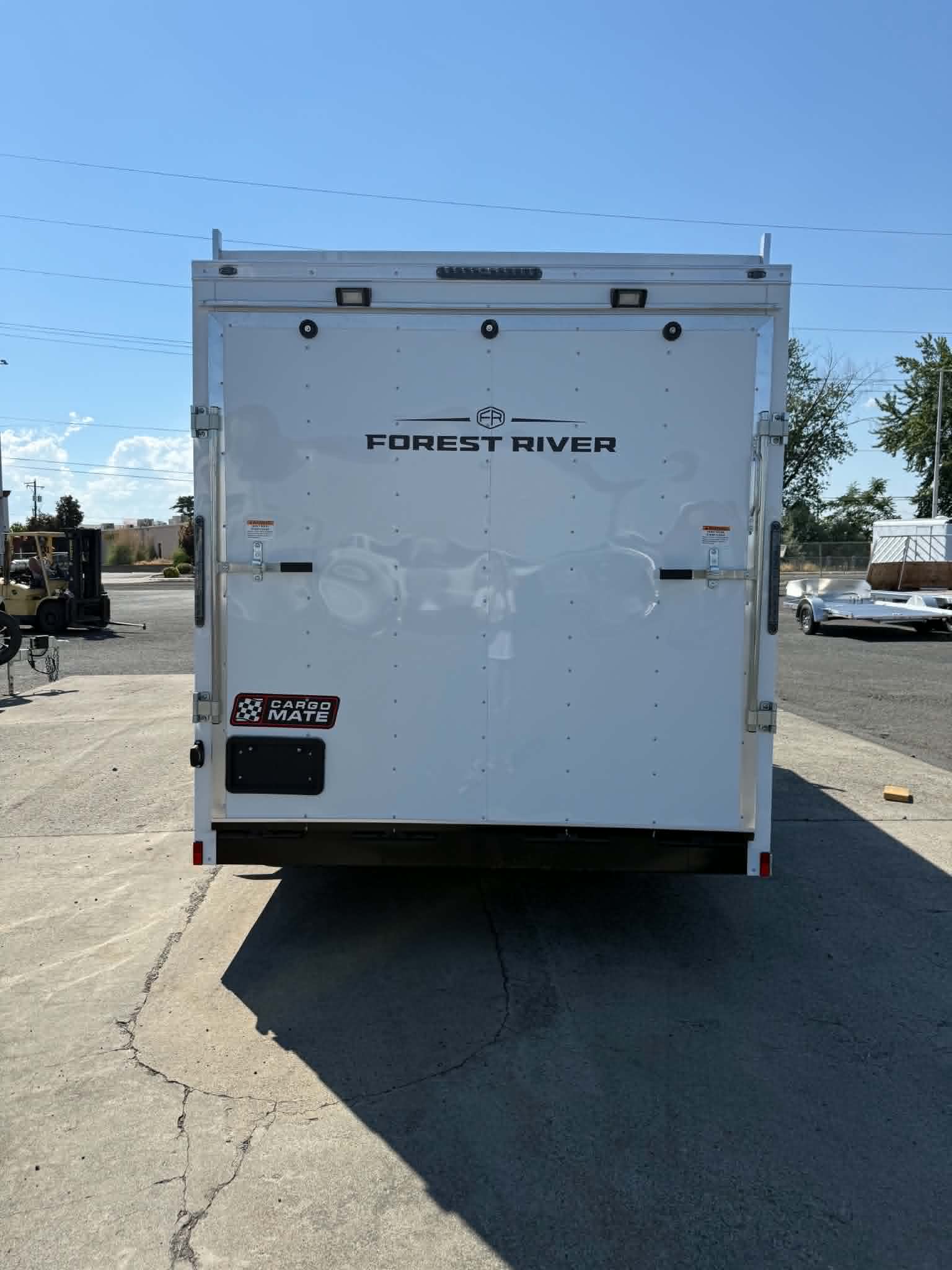 2026 Cargo Mate 7 X 16 E-Series Enclosed Cargo Trailer **Contractor Package** - Image 5