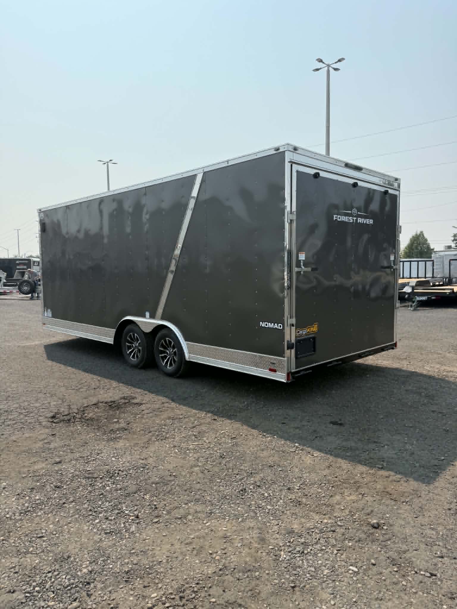2027 Cargo King 8.5 X 20 Nomad Enclosed Trailer **APPERANCE PACKAGE** - Image 3