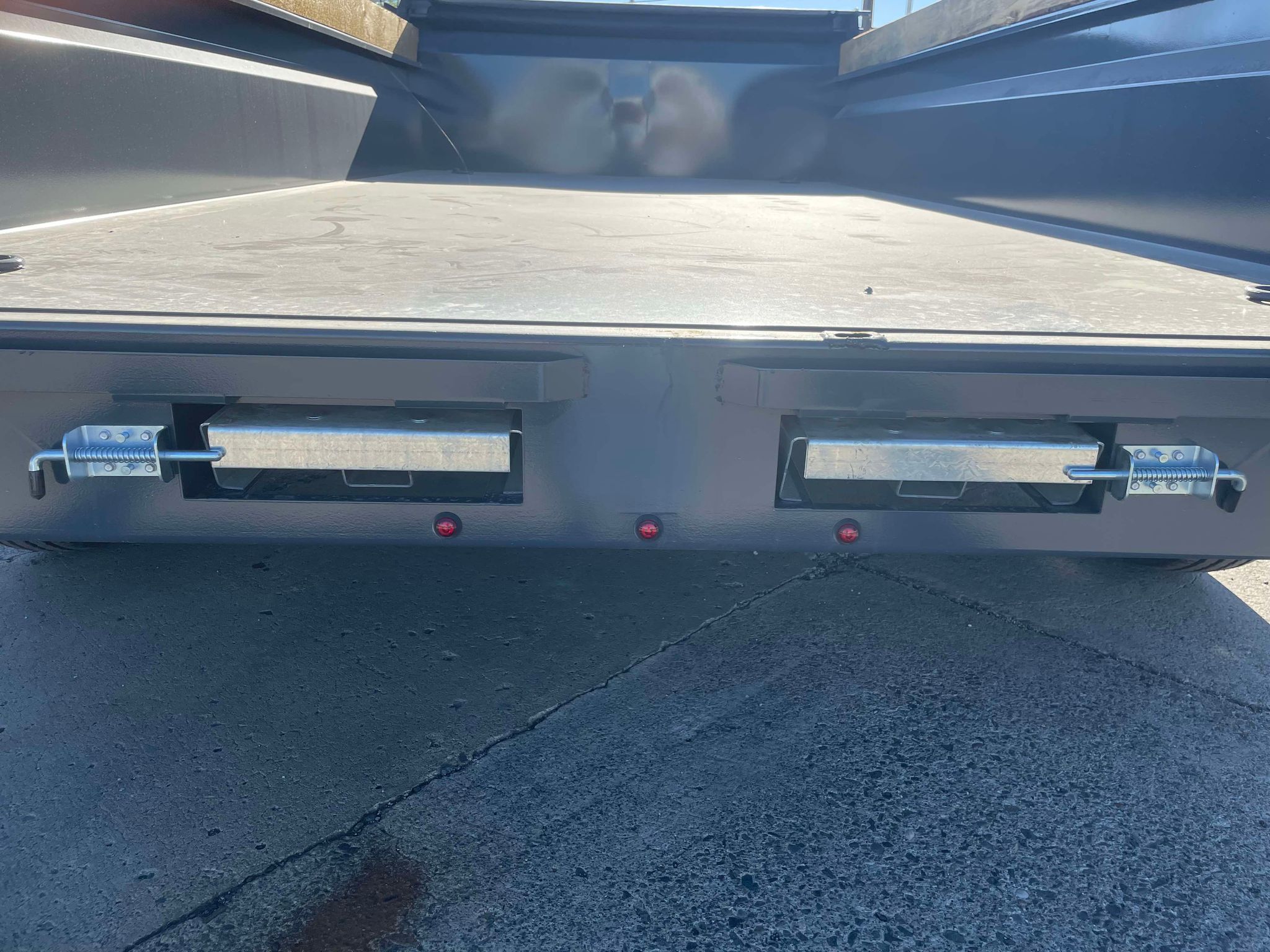 2027 Southland 7 X 14 Dump Trailer **Special Color** - Image 5