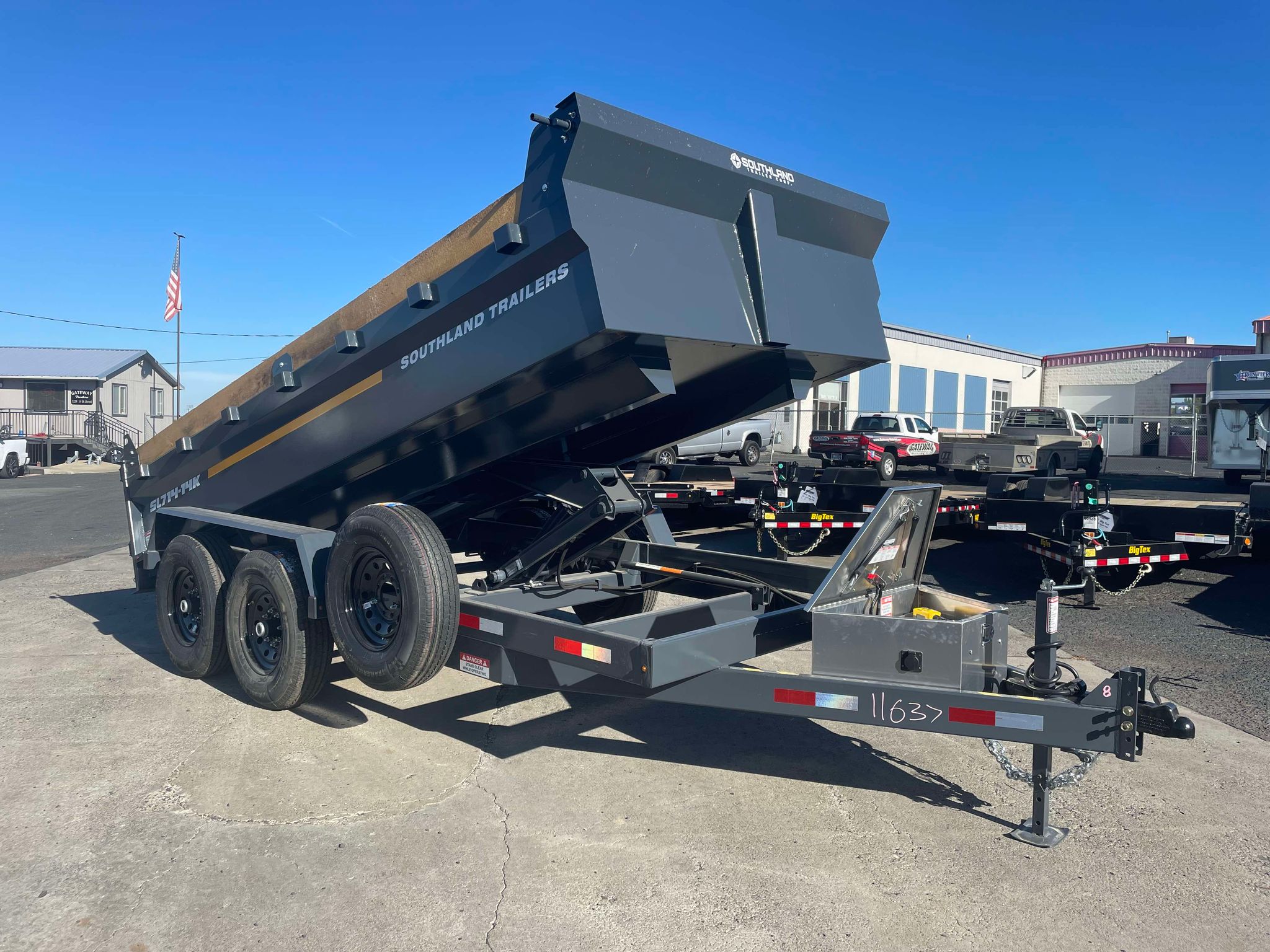 2027 Southland 7 X 14 Dump Trailer **Special Color**