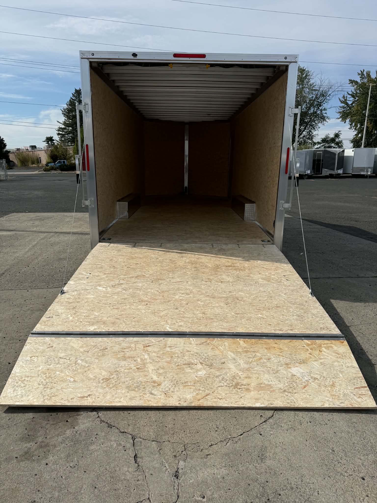 2027 Alcom 8.5 X 20 EZ-Hauler Enclosed Cargo Trailer **GVWR 7K** - Image 6