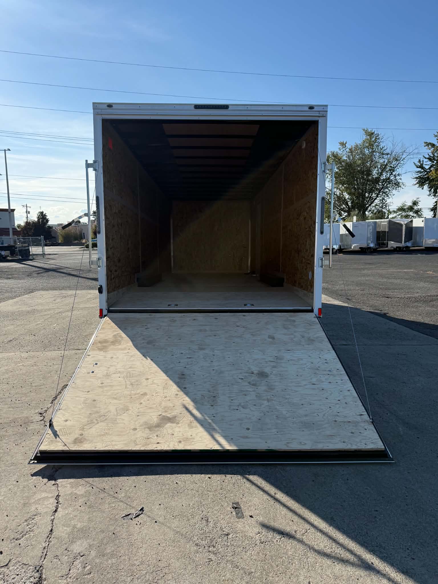 2027 Cargo Mate 8.5 X 24 Challenger Enclosed Cargo Trailer **GVWR 9.8K** - Image 6
