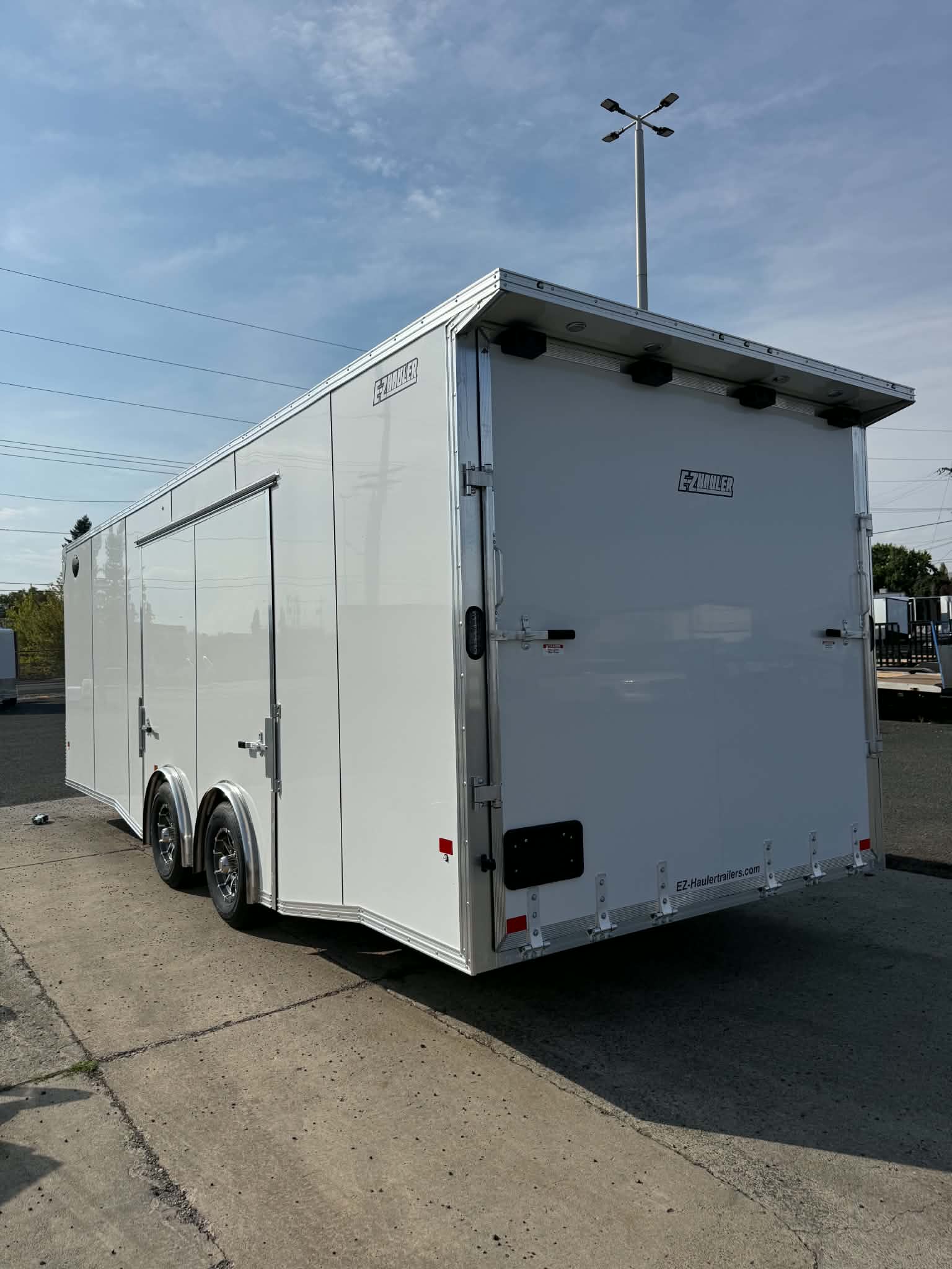 2027 Alcom 8.5 X 24 Enclosed Car Hauler Trailer **GVWR 9.9K** - Image 4