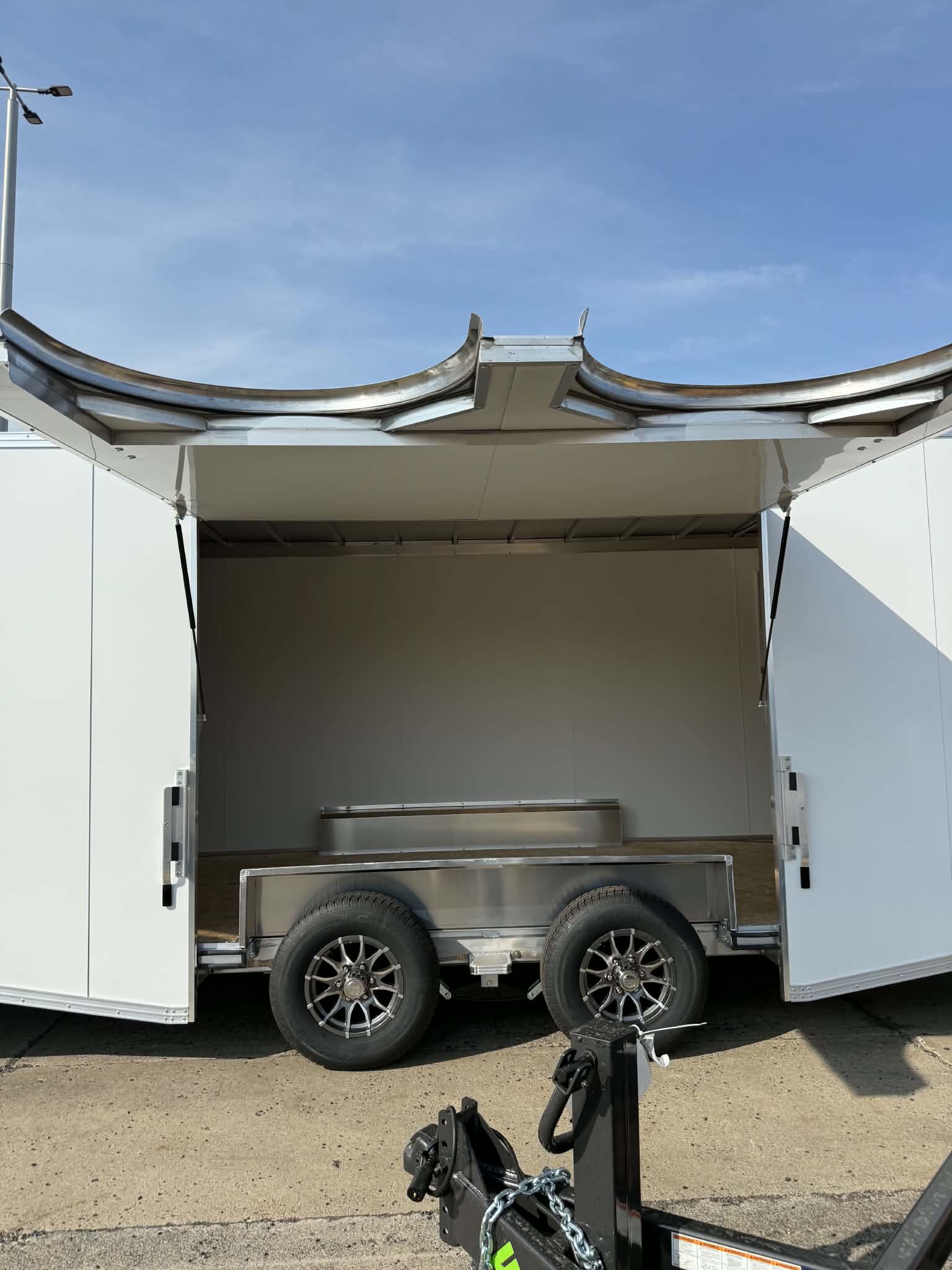 2027 Alcom 8.5 X 24 Enclosed Car Hauler Trailer **GVWR 9.9K** - Image 6