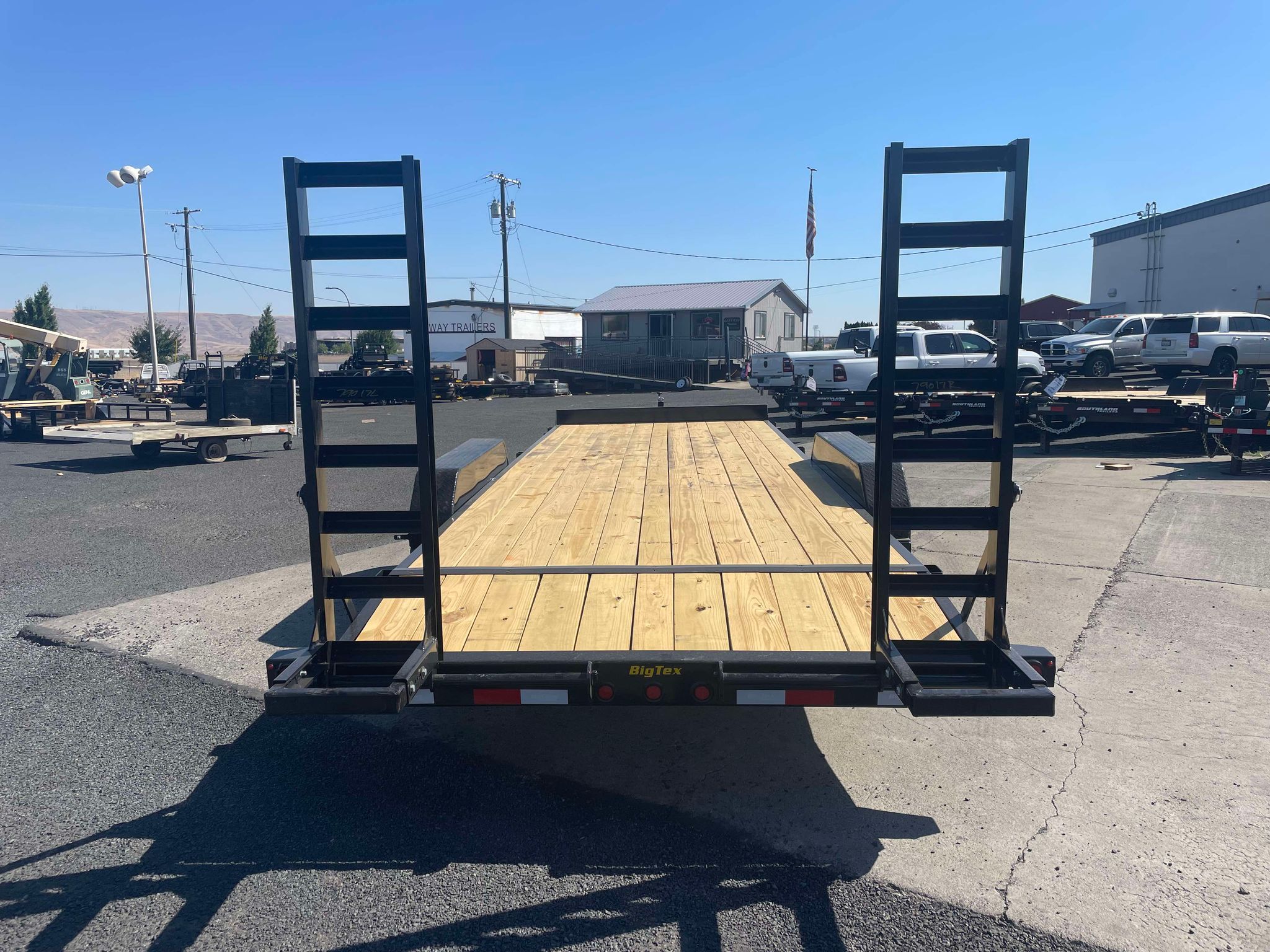2027 Big Tex 83 X 22 14EB Equipment Trailer **GVWR 14K** - Image 5