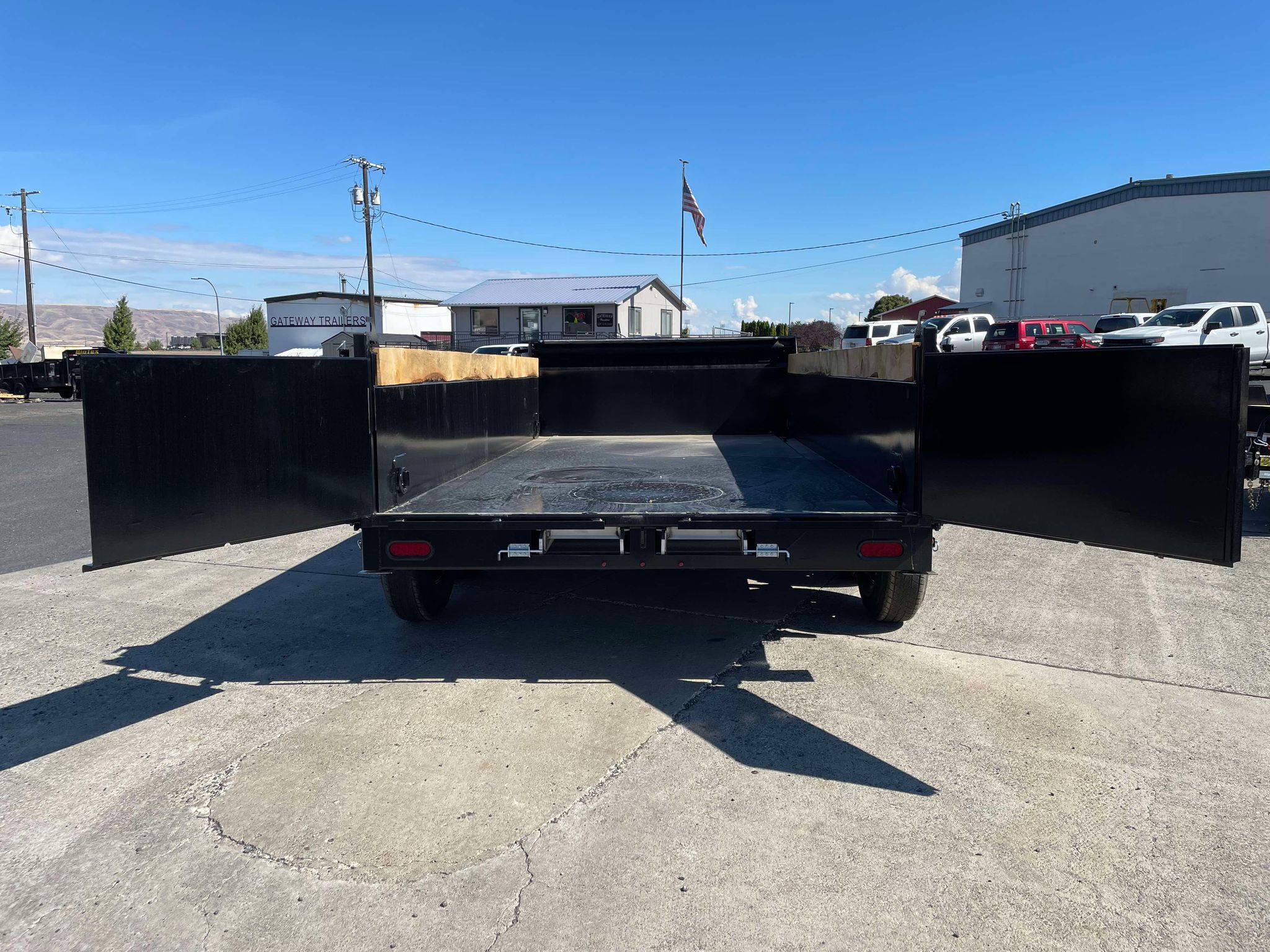 2027 Southland 7 X 14 Dump Trailer **GVWR 17.4K** - Image 5