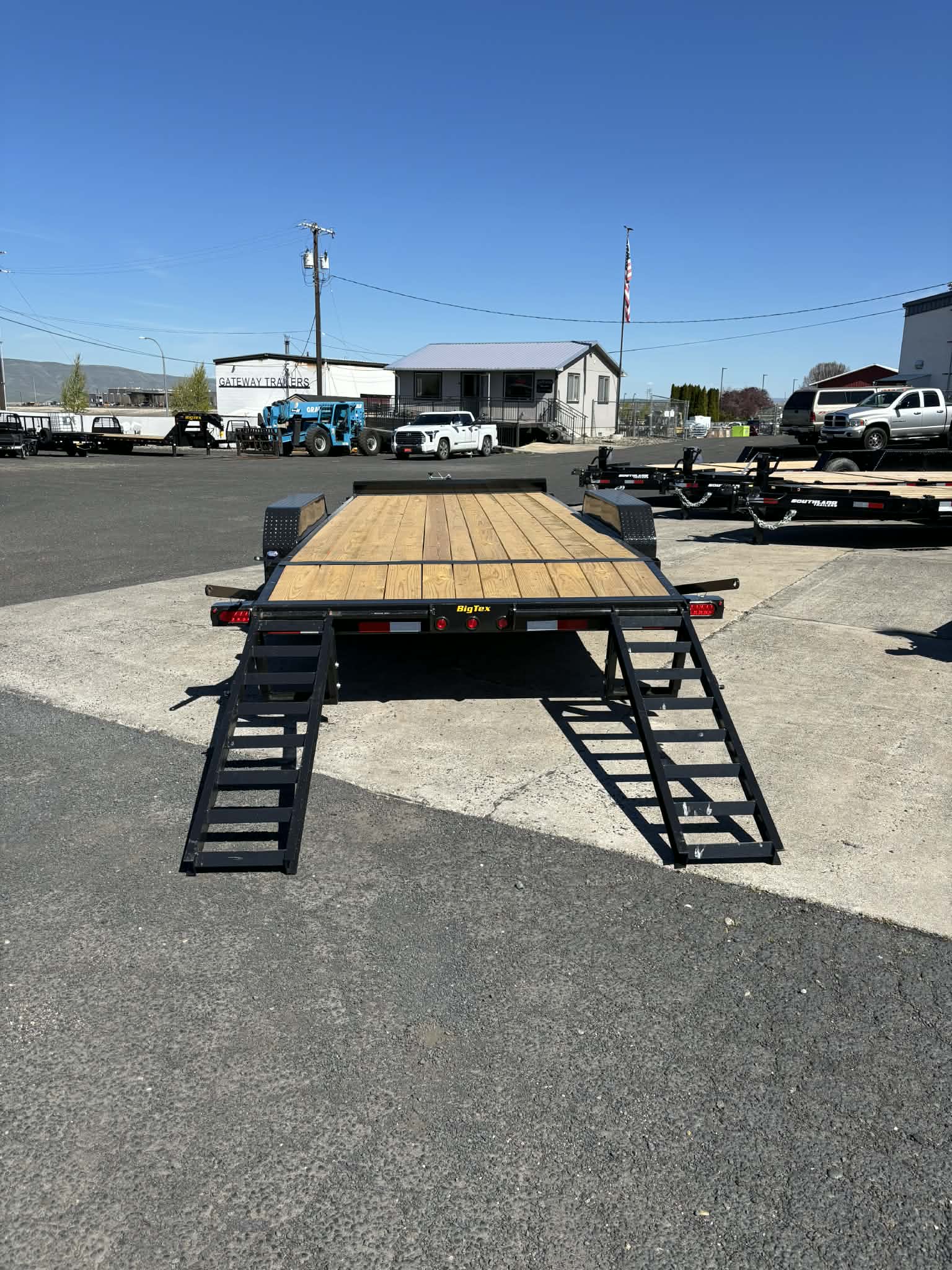 2027 Big Tex 83 X 20 14EB Equipment Trailer **GVWR 14K** - Image 6